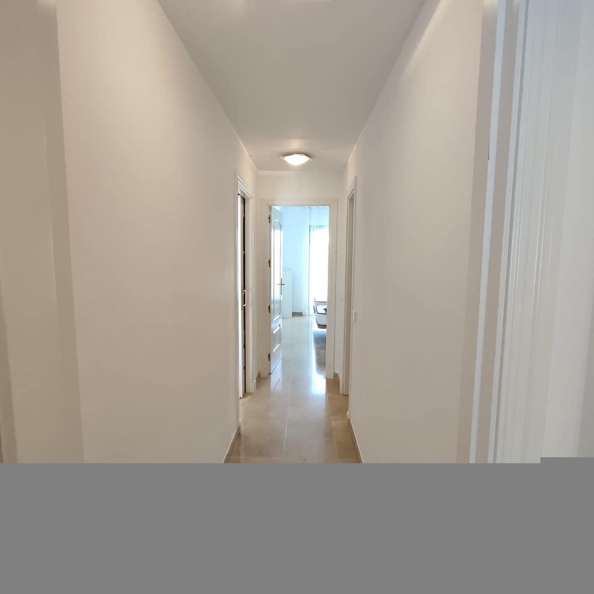 2 bedroom Apartment for sale in La Duquesa / Puerto de la Duquesa - € 245,000 (Ref: 9080864)