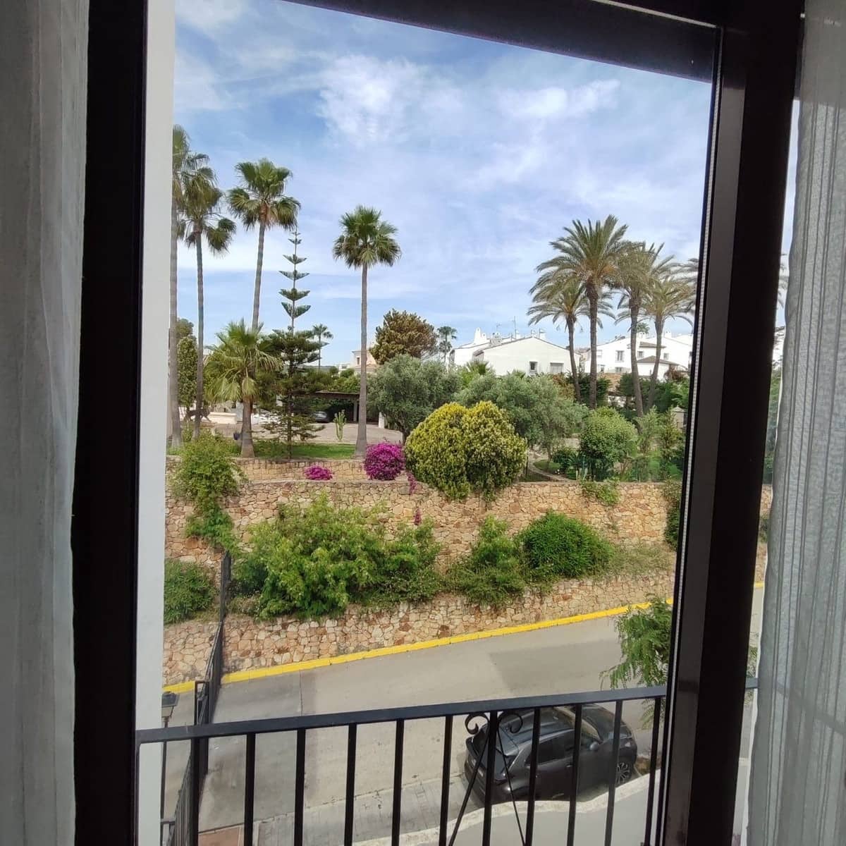 2 bedroom Apartment for sale in La Duquesa / Puerto de la Duquesa - € 245,000 (Ref: 9080864)