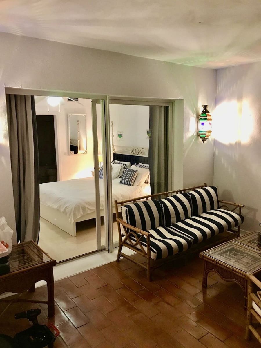 1 soverom Leilighet til salgs i Estepona - € 240 000 (Ref: 9080866)