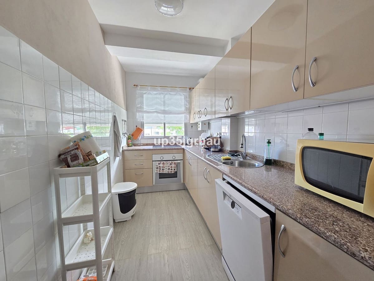 3 soverom Leilighet til salgs i Estepona - € 239 900 (Ref: 9080867)