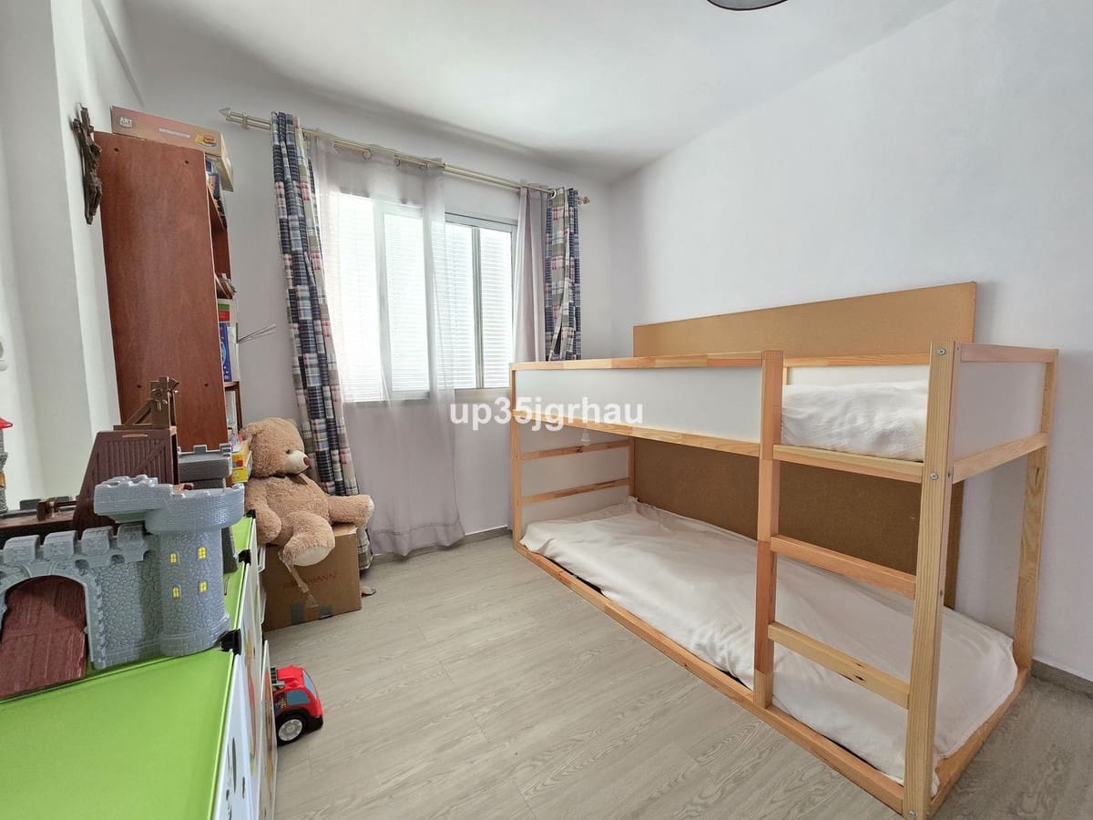 3 soverom Leilighet til salgs i Estepona - € 239 900 (Ref: 9080867)