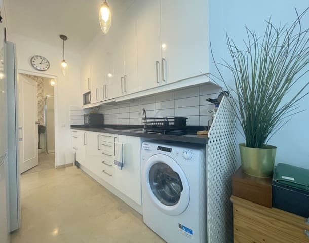 2 soverom Leilighet til salgs i La Duquesa / Puerto de la Duquesa, Manilva - € 213 000 (Ref: 9080868)