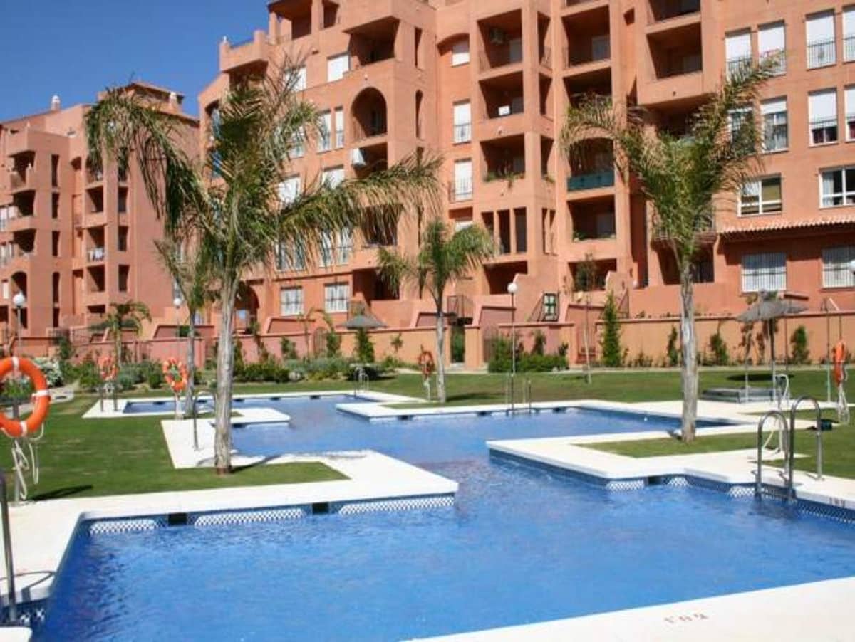 2 bedroom Apartment for sale in La Duquesa / Puerto de la Duquesa - € 230,000 (Ref: 9080873)