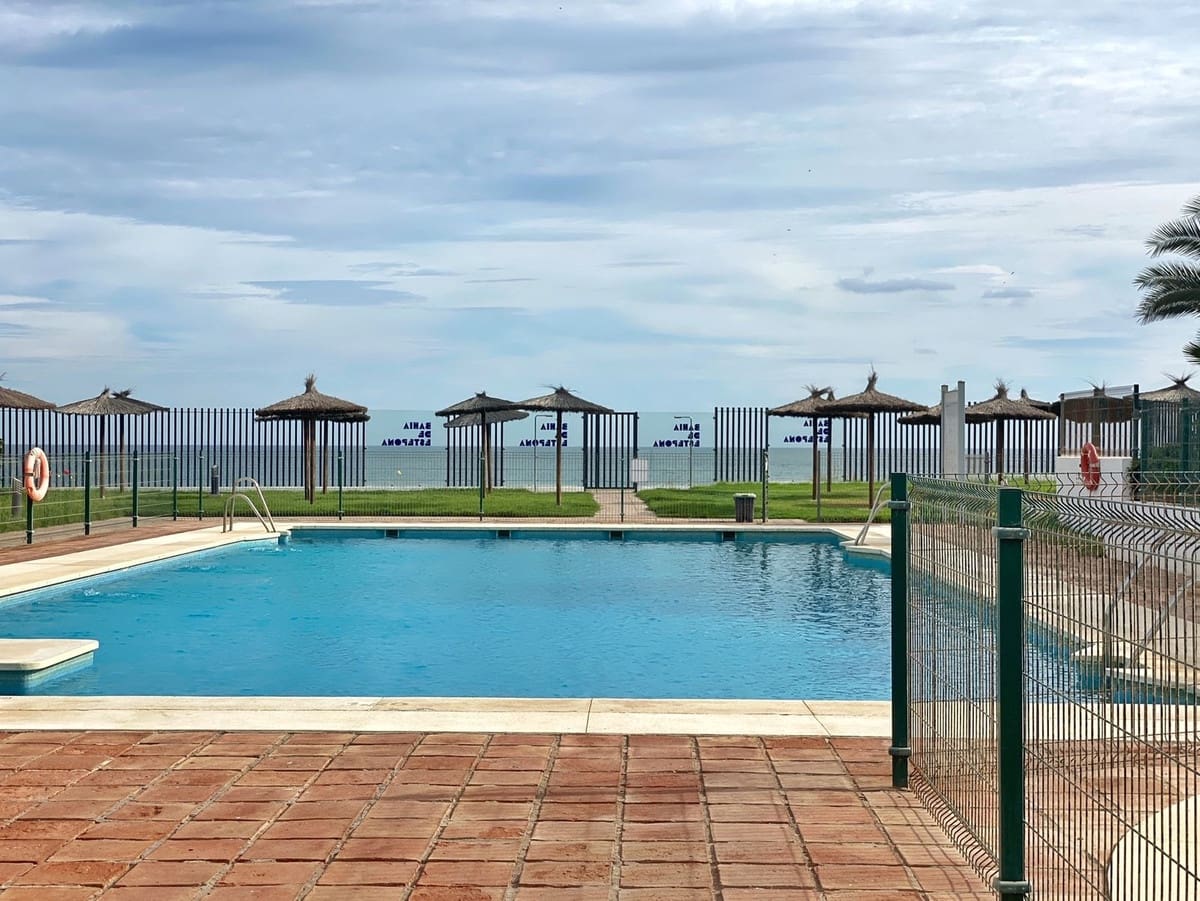 1 chambre Appartement à vendre à Estepona - 229 000 € (Ref: 9080875)