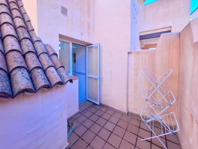 2 soveværelse Lejlighed til salg i La Duquesa / Puerto de la Duquesa, Manilva - € 225.000 (Ref: 9080878)