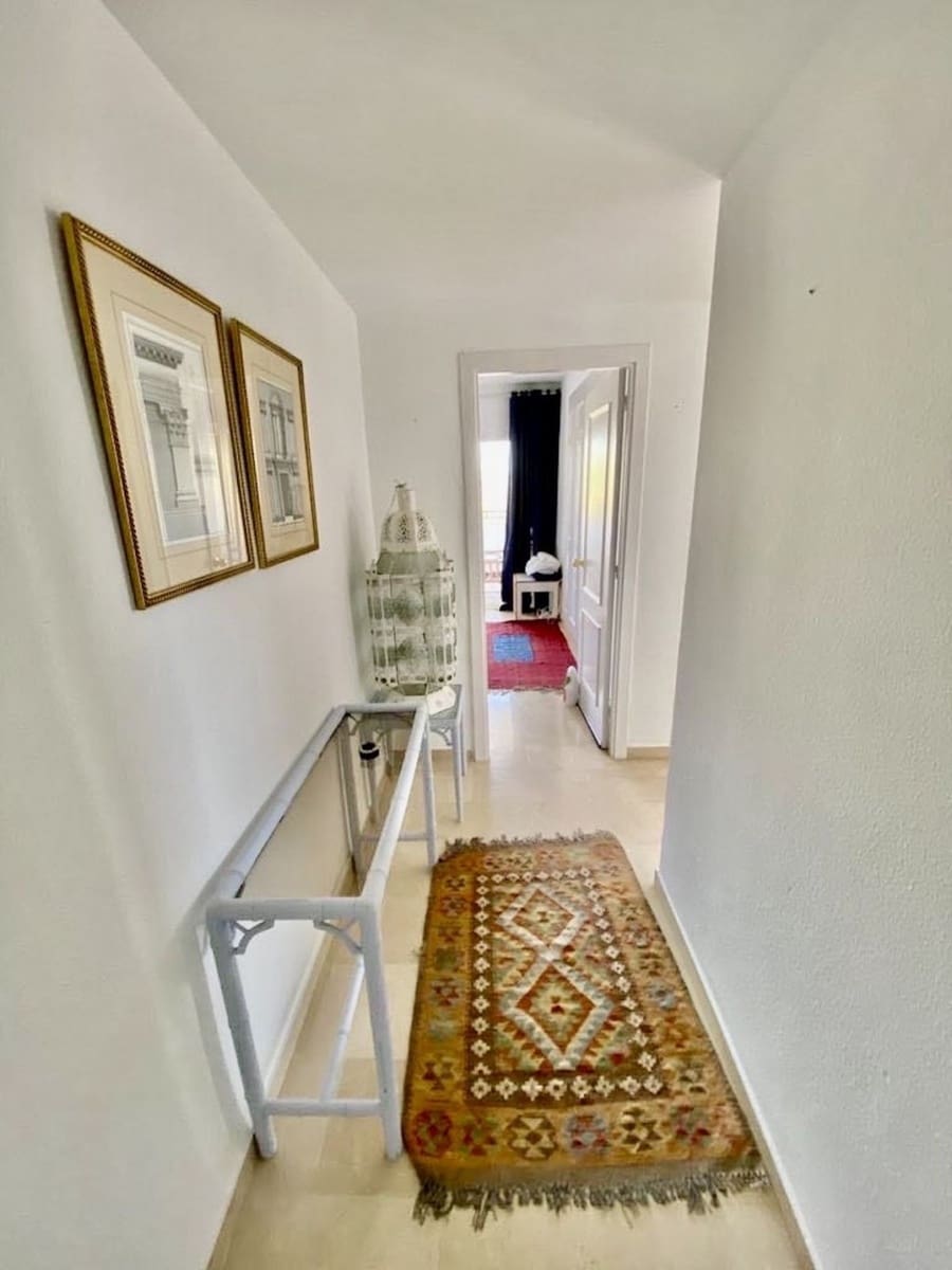 2 soverom Leilighet til salgs i Estepona - € 220 000 (Ref: 9080880)