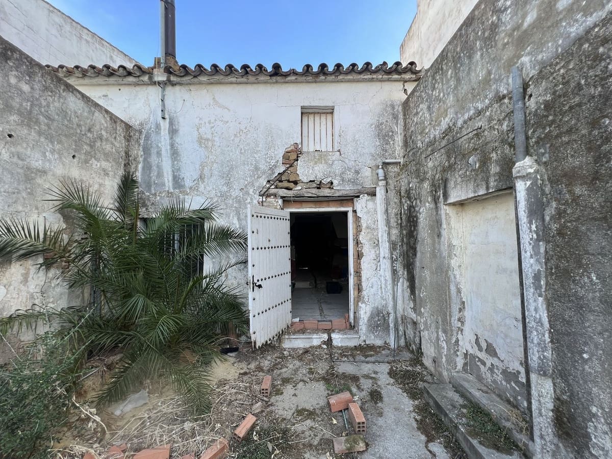 3 soverom Hus til salgs i San Martin del Tesorillo - € 170 000 (Ref: 9080881)