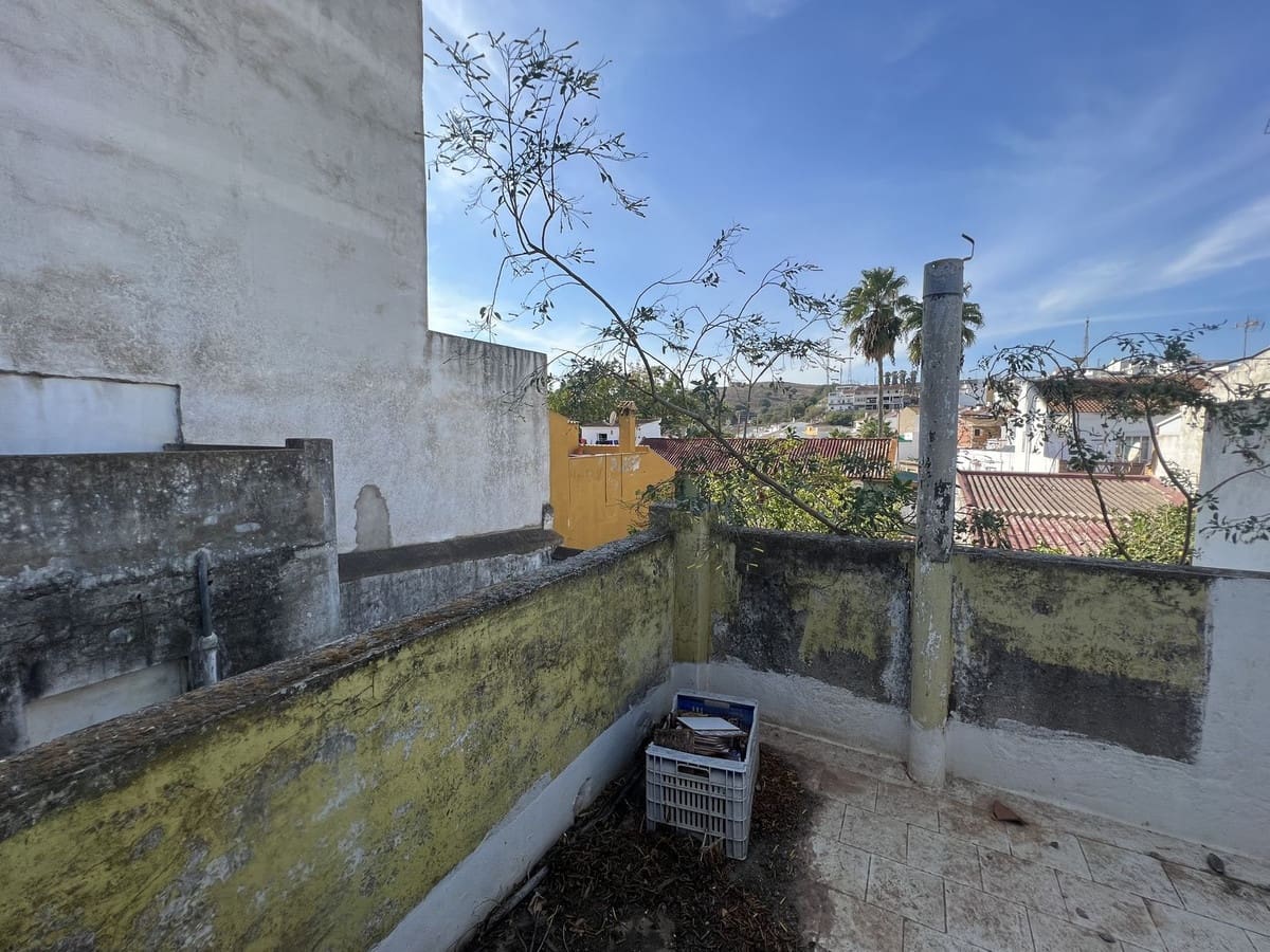 3 soverom Hus til salgs i San Martin del Tesorillo - € 170 000 (Ref: 9080881)