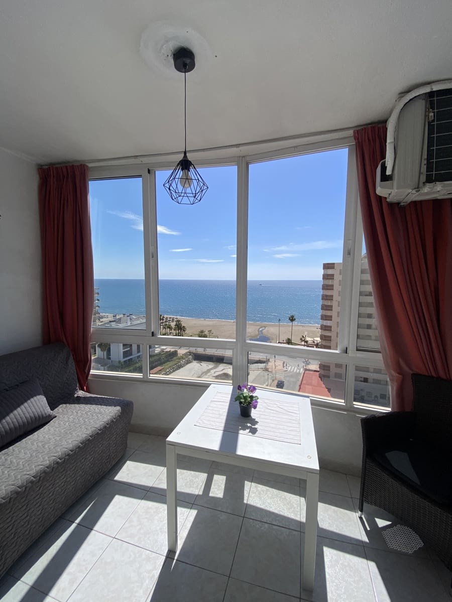 Apartament na sprzedaż w Fuengirola - 205 000 € (Ref: 9080887)
