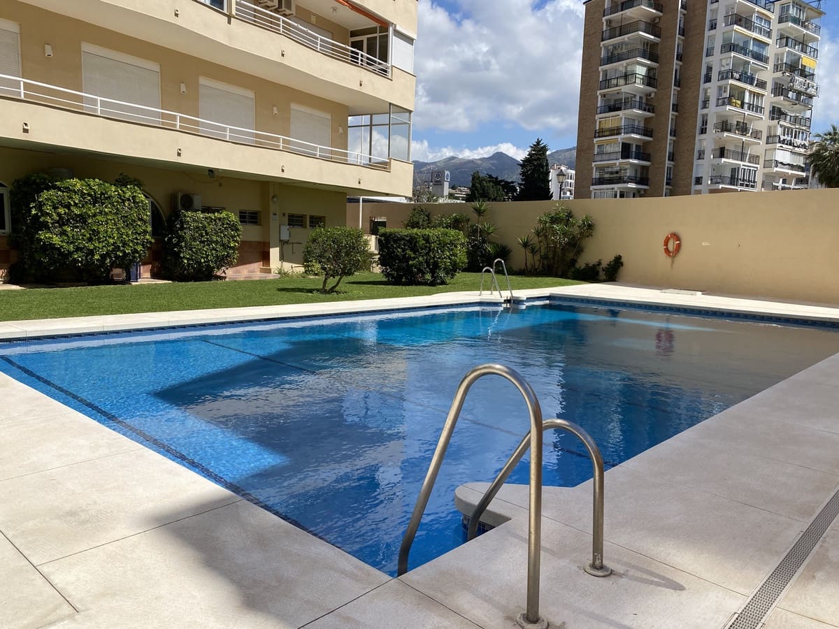 Apartament na sprzedaż w Fuengirola - 205 000 € (Ref: 9080887)