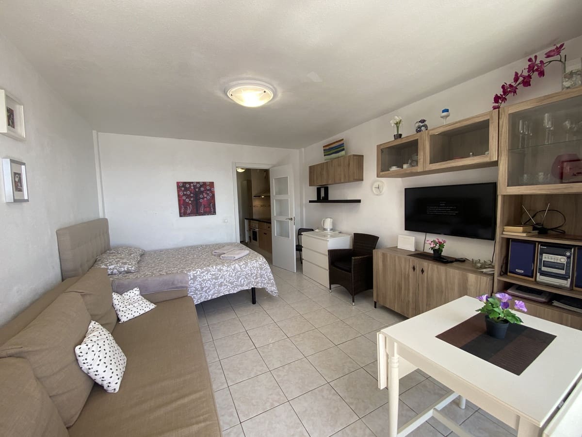 Apartament na sprzedaż w Fuengirola - 205 000 € (Ref: 9080887)