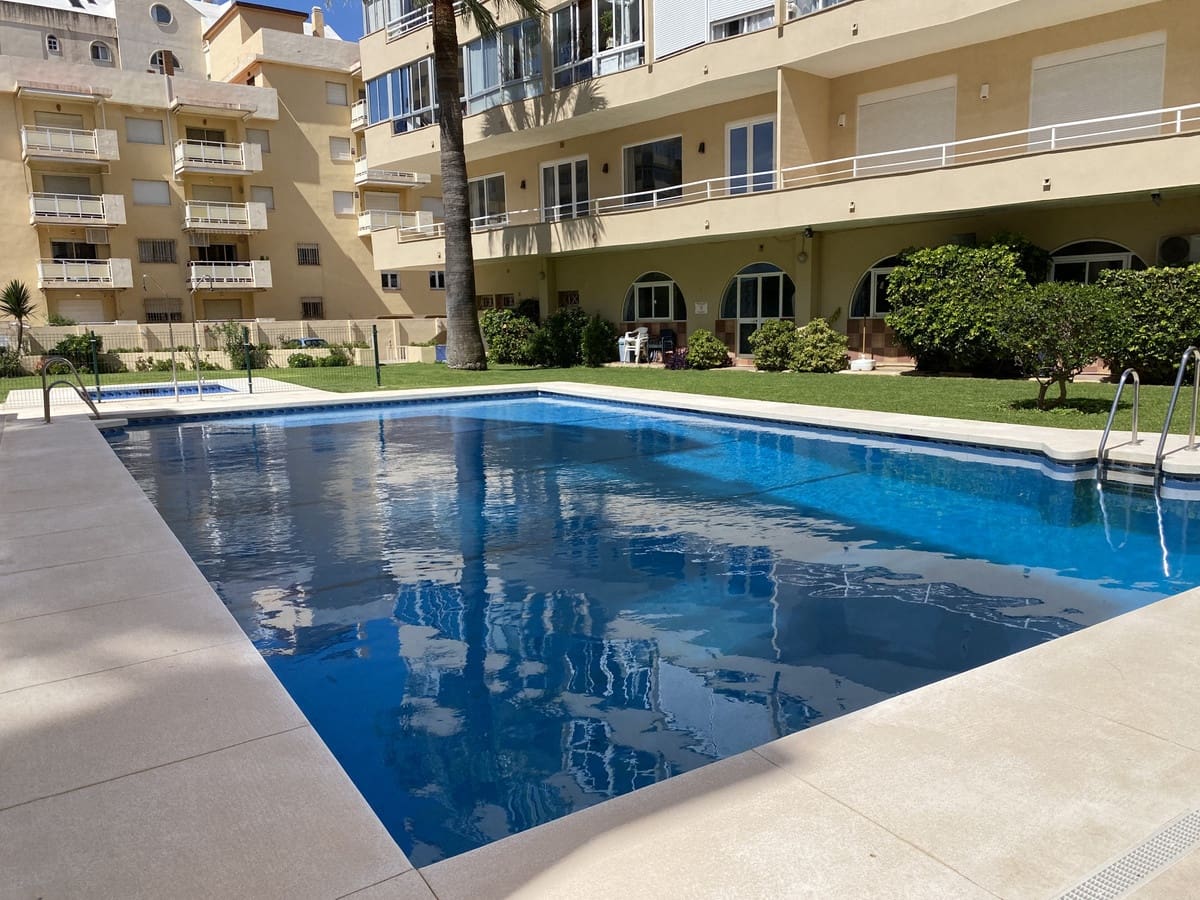 Apartament na sprzedaż w Fuengirola - 205 000 € (Ref: 9080887)
