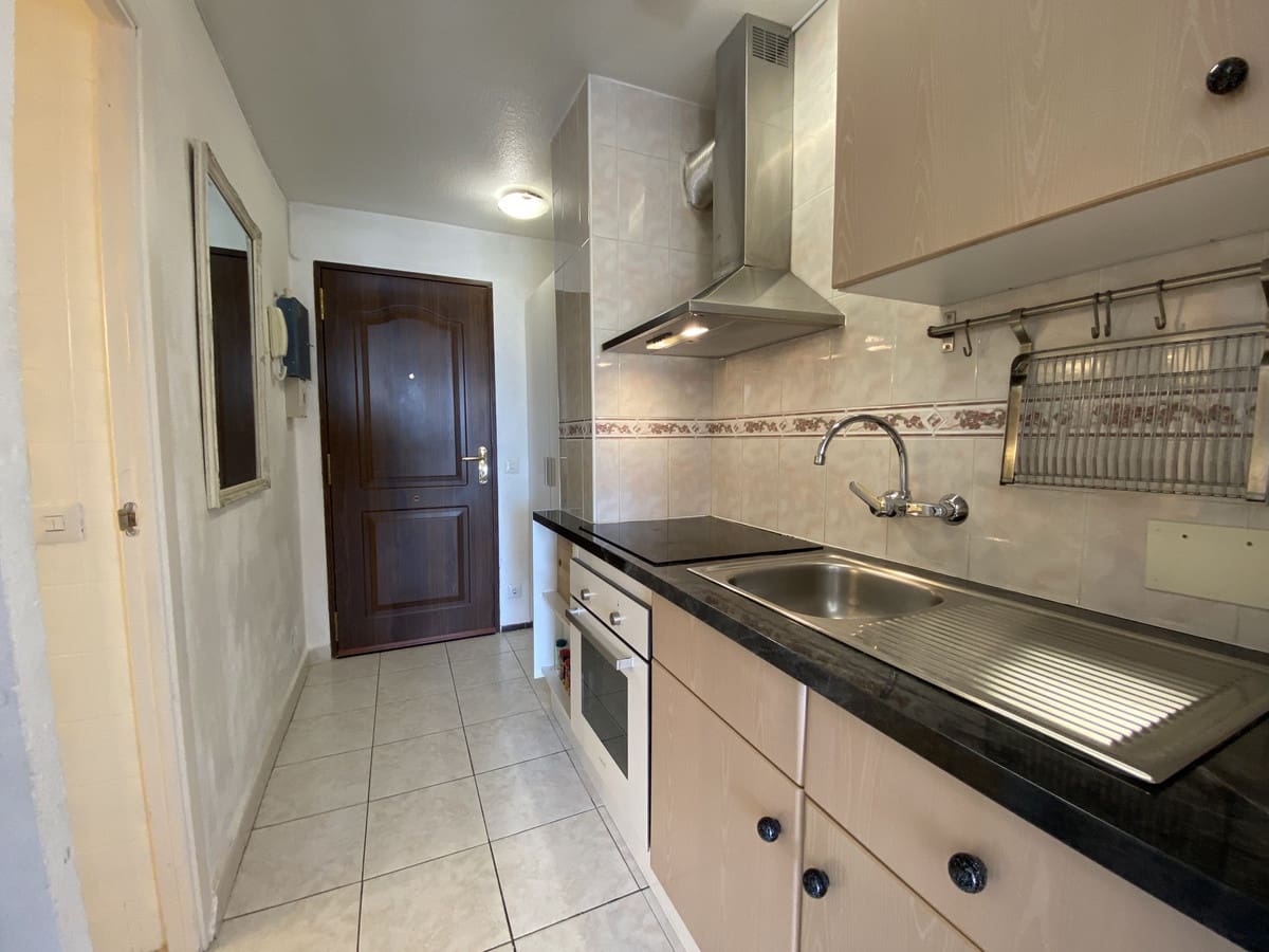 Apartament na sprzedaż w Fuengirola - 205 000 € (Ref: 9080887)