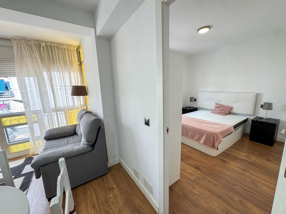 3 soveværelse Lejlighed til salg i Torremolinos - € 205.000 (Ref: 9080888)