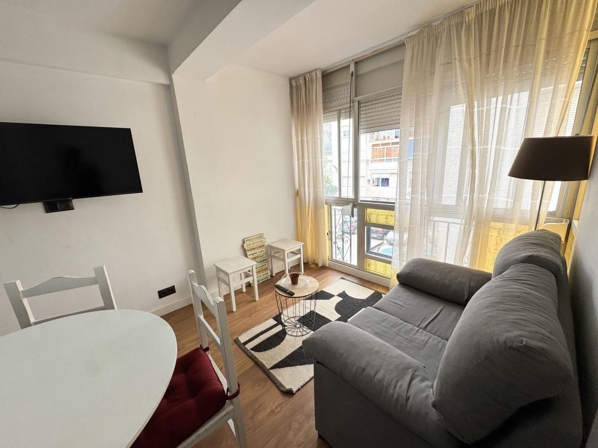 3 soveværelse Lejlighed til salg i Torremolinos - € 205.000 (Ref: 9080888)