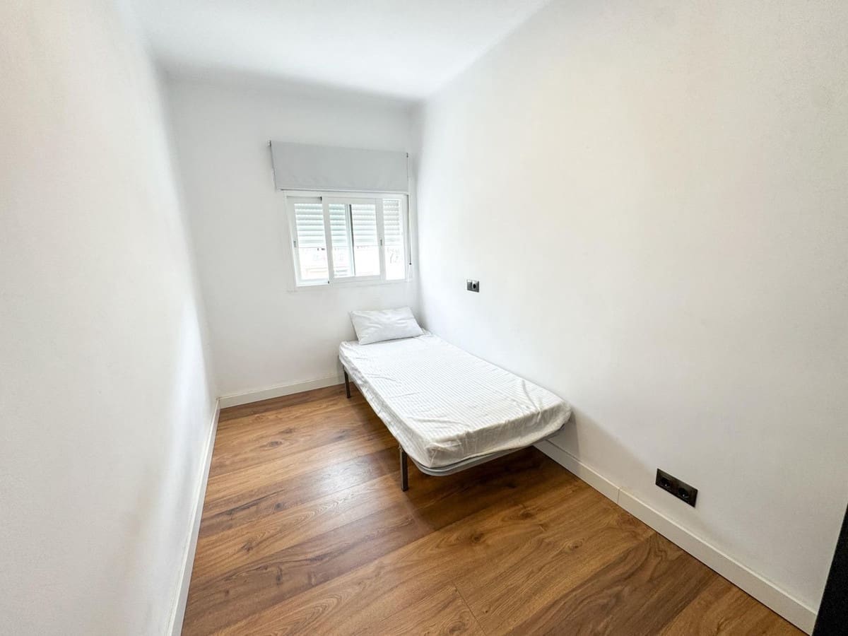 3 soveværelse Lejlighed til salg i Torremolinos - € 205.000 (Ref: 9080888)