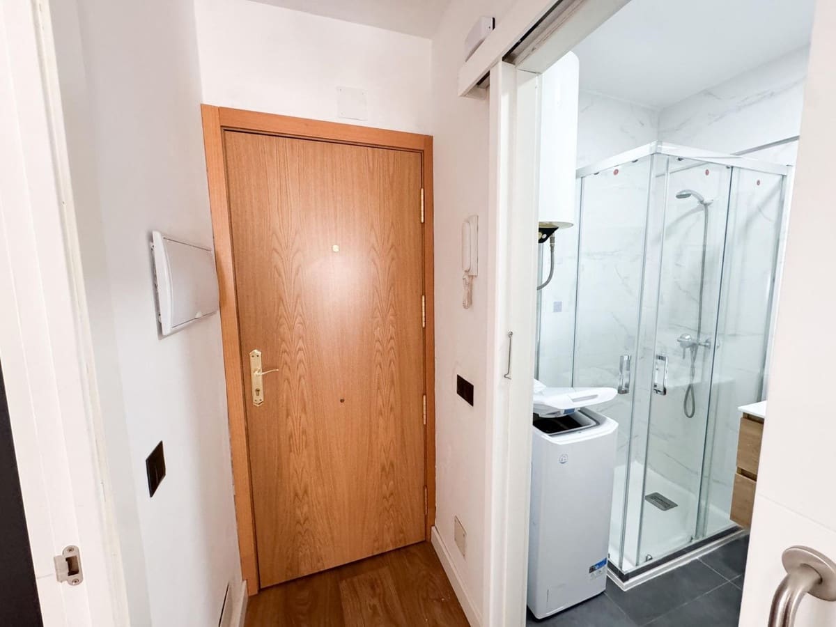 3 soveværelse Lejlighed til salg i Torremolinos - € 205.000 (Ref: 9080888)