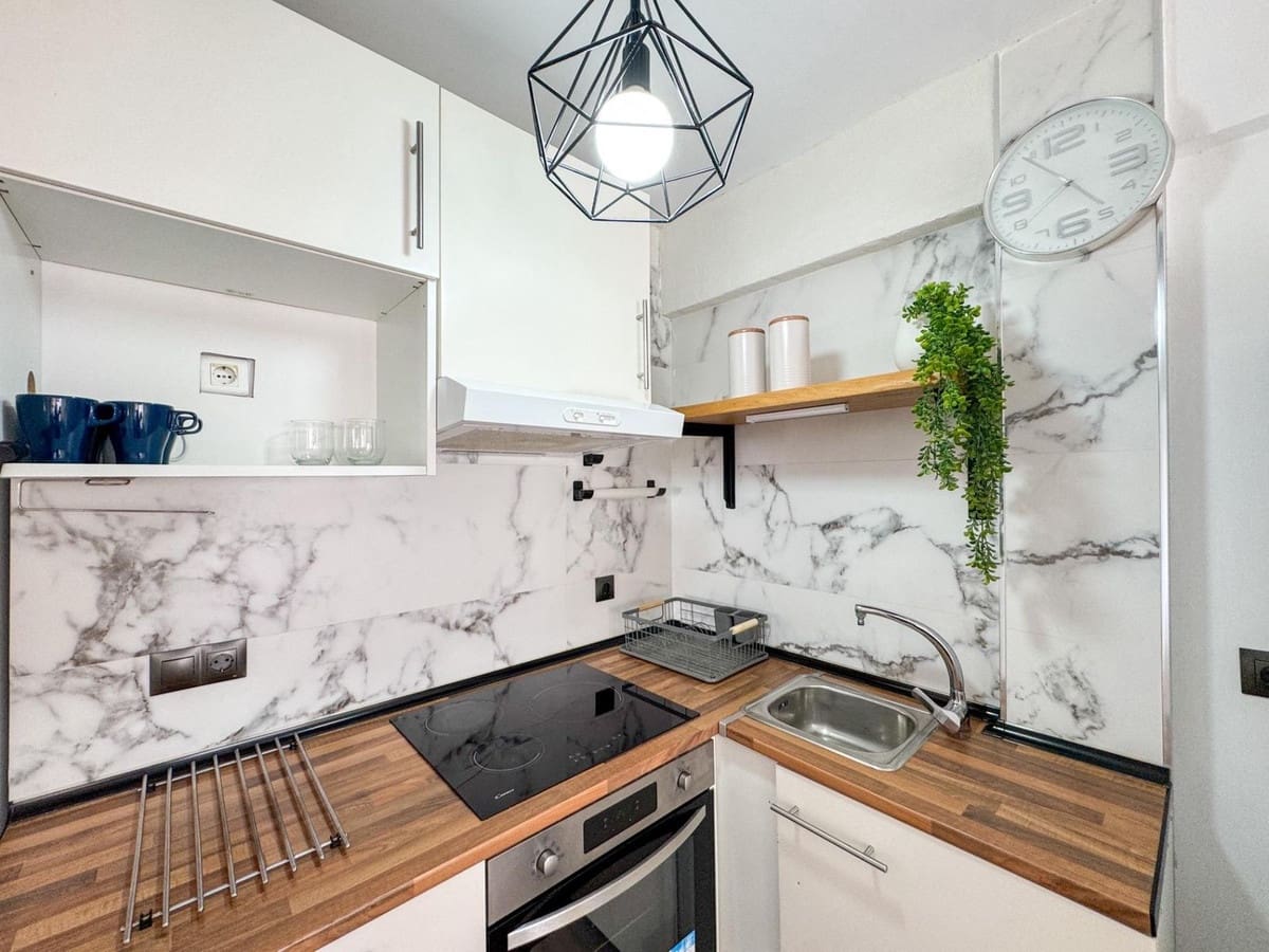 3 soveværelse Lejlighed til salg i Torremolinos - € 205.000 (Ref: 9080888)