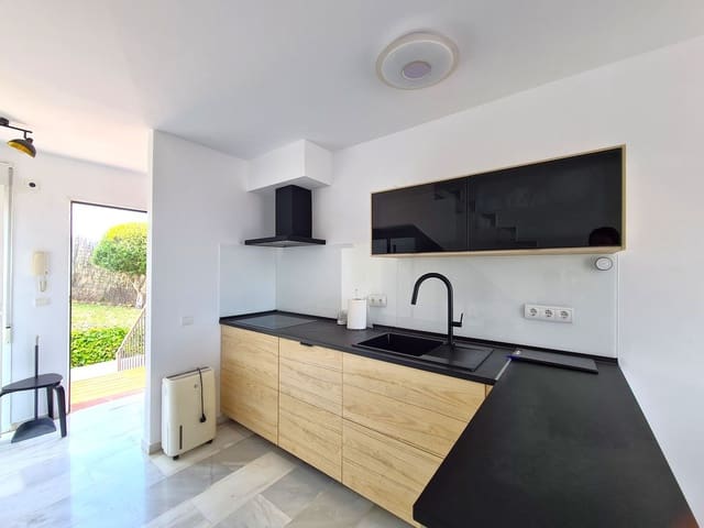 1 quarto Apartamento para venda em Estepona - 185 000 € (Ref: 9080891)