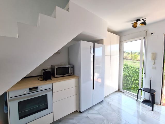 1 quarto Apartamento para venda em Estepona - 185 000 € (Ref: 9080891)