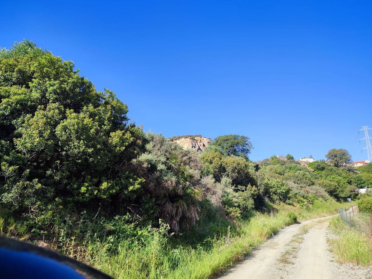 Byggetomt til salgs i Estepona - € 175 000 (Ref: 9080893)