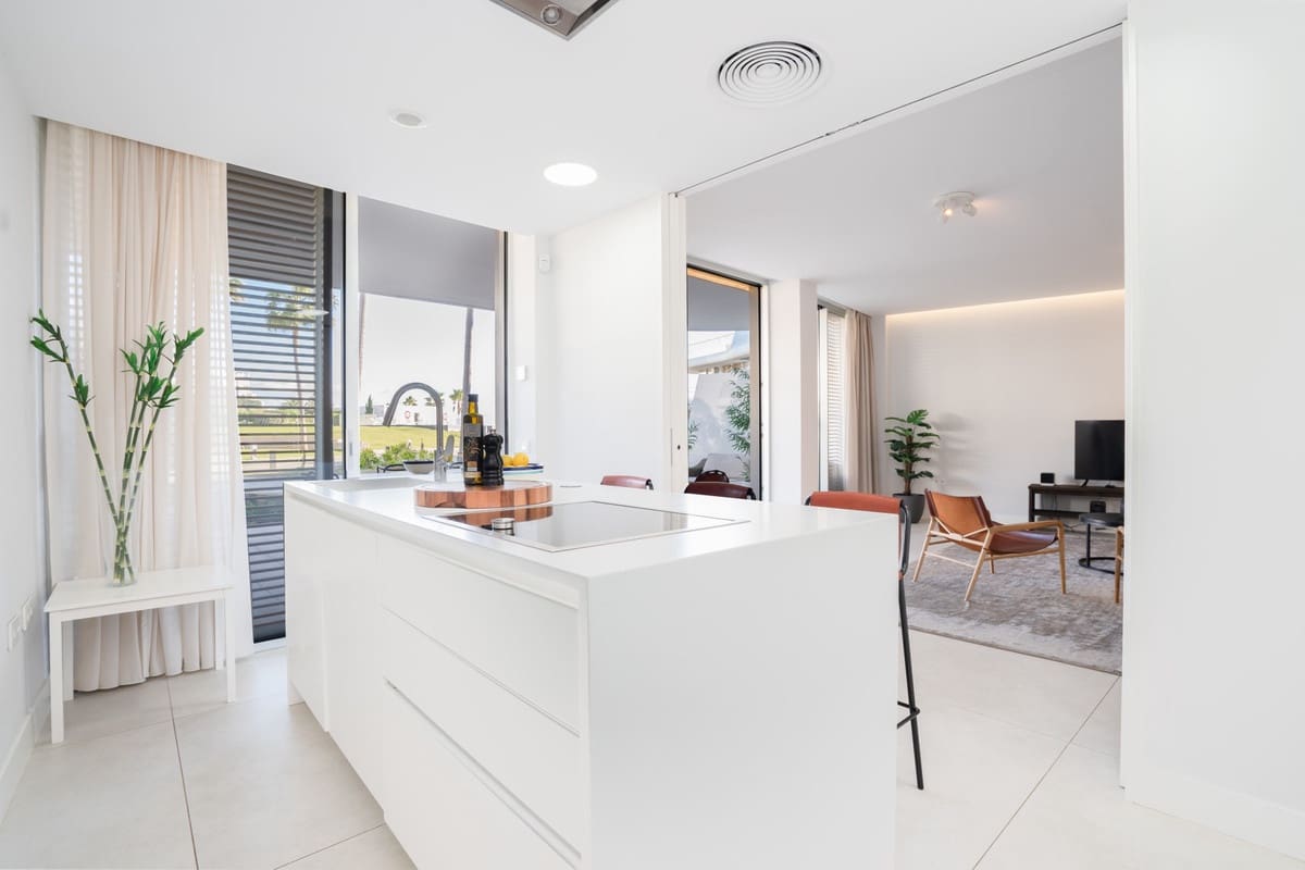 3 quarto Apartamento para venda em Estepona - 995 000 € (Ref: 9081050)
