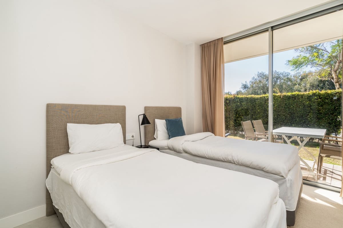 3 quarto Apartamento para venda em Estepona - 995 000 € (Ref: 9081050)