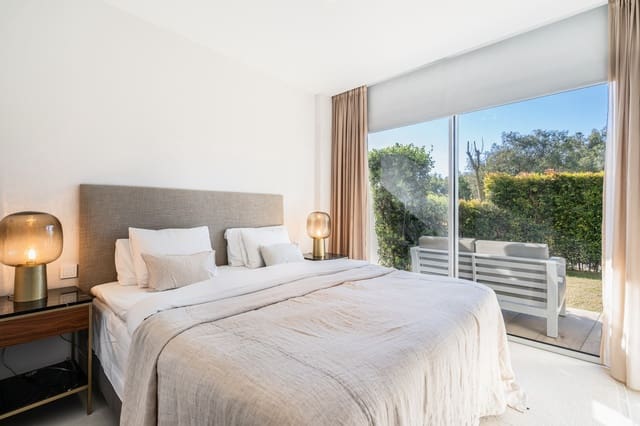 3 quarto Apartamento para venda em Estepona - 995 000 € (Ref: 9081050)