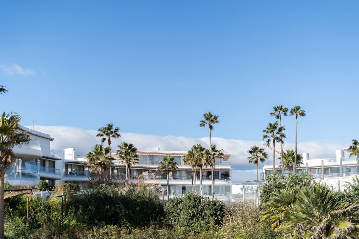 3 quarto Apartamento para venda em Estepona - 995 000 € (Ref: 9081050)