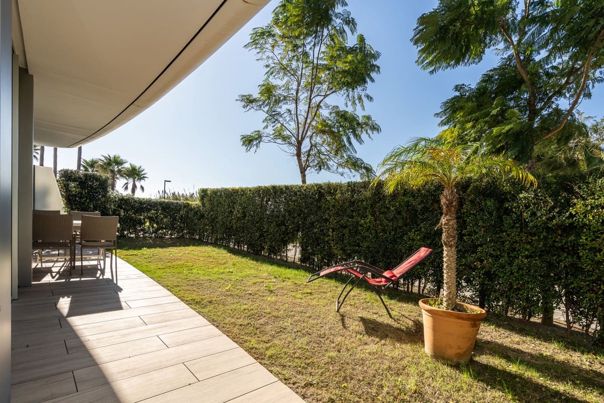 3 quarto Apartamento para venda em Estepona - 995 000 € (Ref: 9081050)