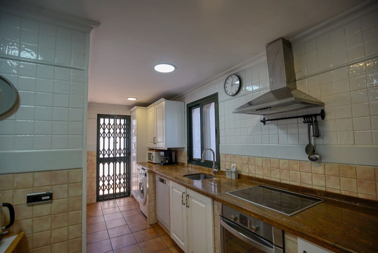 4 soveværelse Byhus til salg i Casares - € 599.000 (Ref: 9097094)