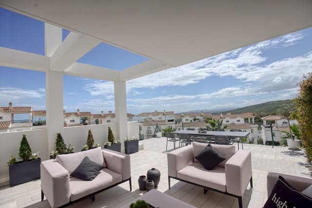 3 soveværelse Byhus til salg i Manilva Pueblo, Manilva - € 760.000 (Ref: 9115089)