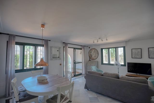 4 soveværelse Byhus til salg i Casares Pueblo, Casares - € 599.000 (Ref: 9115090)