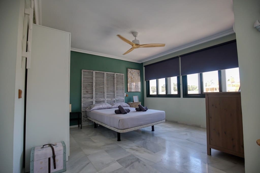 4 soveværelse Byhus til salg i Casares - € 599.000 (Ref: 9115090)