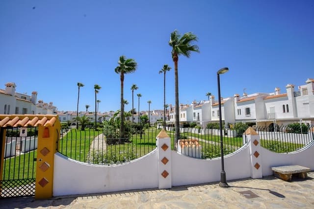 4 soveværelse Byhus til salg i Casares Pueblo, Casares - € 599.000 (Ref: 9115090)