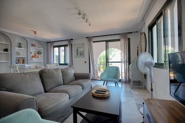 4 soveværelse Byhus til salg i Casares Pueblo, Casares - € 599.000 (Ref: 9115090)