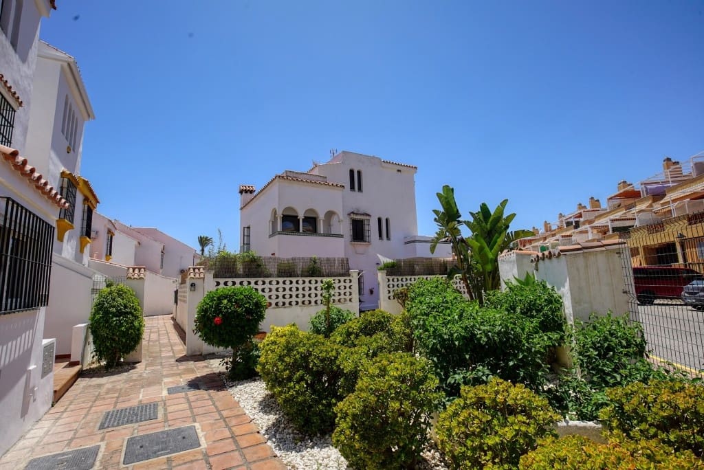 4 soveværelse Byhus til salg i Casares - € 599.000 (Ref: 9115090)