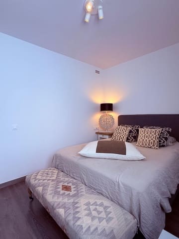 2 makuuhuone Huoneisto myytävänä paikassa Estepona - 390 000 € (Ref: 9115092)