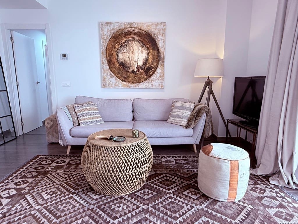 2 soveværelse Lejlighed til salg i Estepona - € 399.000 (Ref: 9115092)