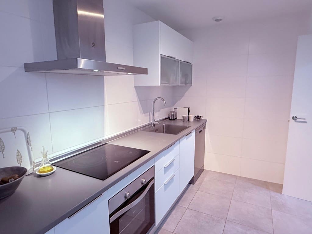 2 chambre Appartement à vendre à Estepona - 390 000 € (Ref: 9115092)