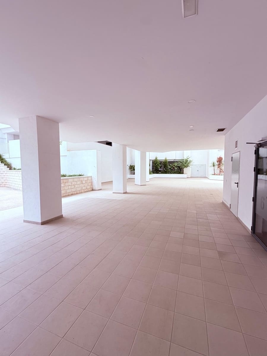 2 chambre Appartement à vendre à Estepona - 390 000 € (Ref: 9115092)