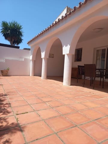 4 sypialnia Dom na sprzedaż w Manilva - 285 000 € (Ref: 9115093)