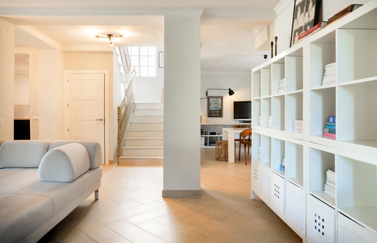 4 bedroom Villa for sale in Estepona with pool - € 1,450,000 (Ref: 9192680)