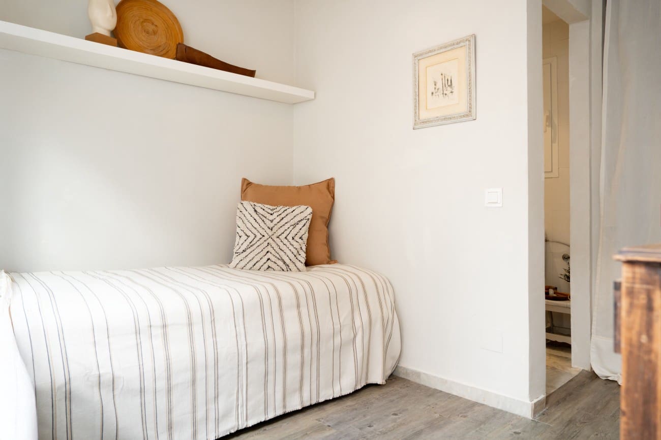 4 bedroom Villa for sale in Estepona with pool - € 1,450,000 (Ref: 9192680)