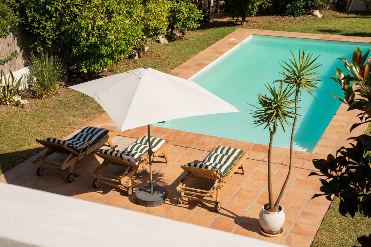 4 bedroom Villa for sale in Estepona with pool - € 1,450,000 (Ref: 9192680)