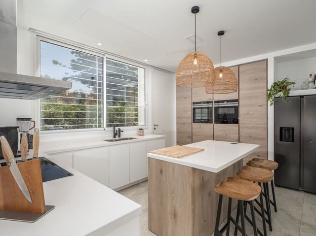 4 sypialnia Willa na sprzedaż w Guadalmina Baja, Marbella - 2 650 000 € (Ref: 9267689)