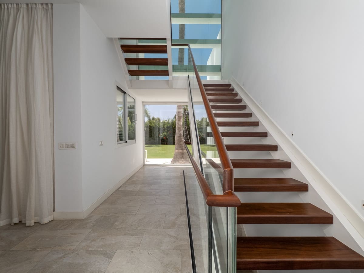 4 sypialnia Willa na sprzedaż w Guadalmina - 2 650 000 € (Ref: 9267689)