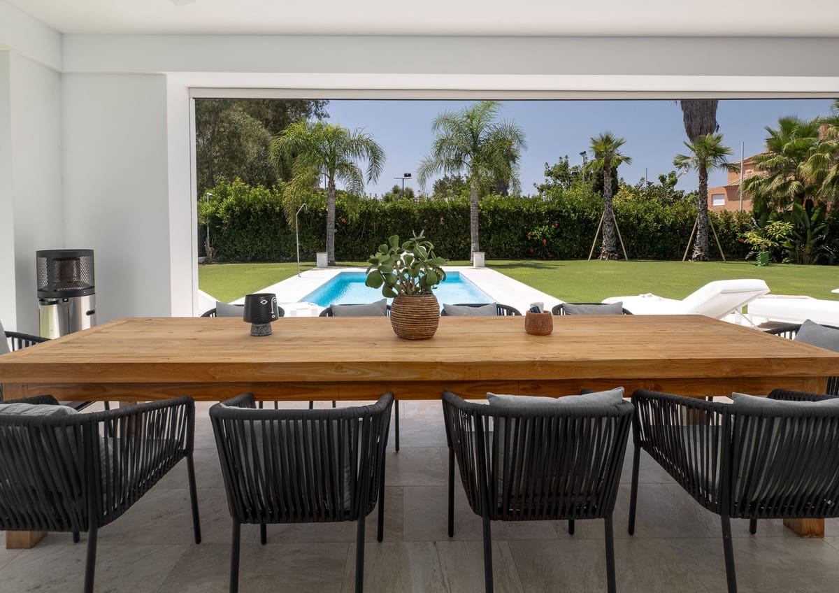 4 sypialnia Willa na sprzedaż w Guadalmina - 2 650 000 € (Ref: 9267689)