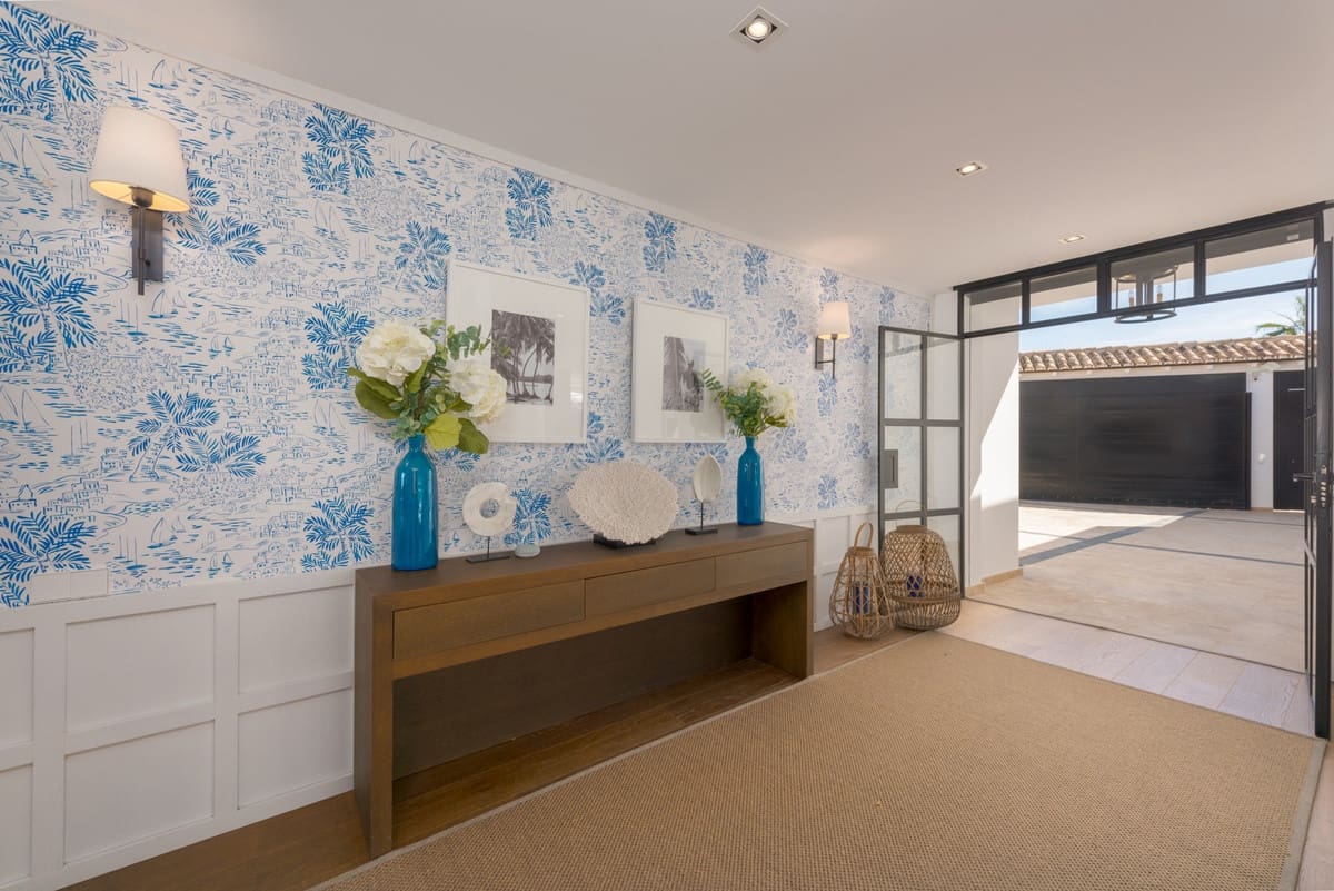 7 Zimmer Villa zu verkaufen in Nueva Andalucia - 6.990.000 € (Ref: 9267692)