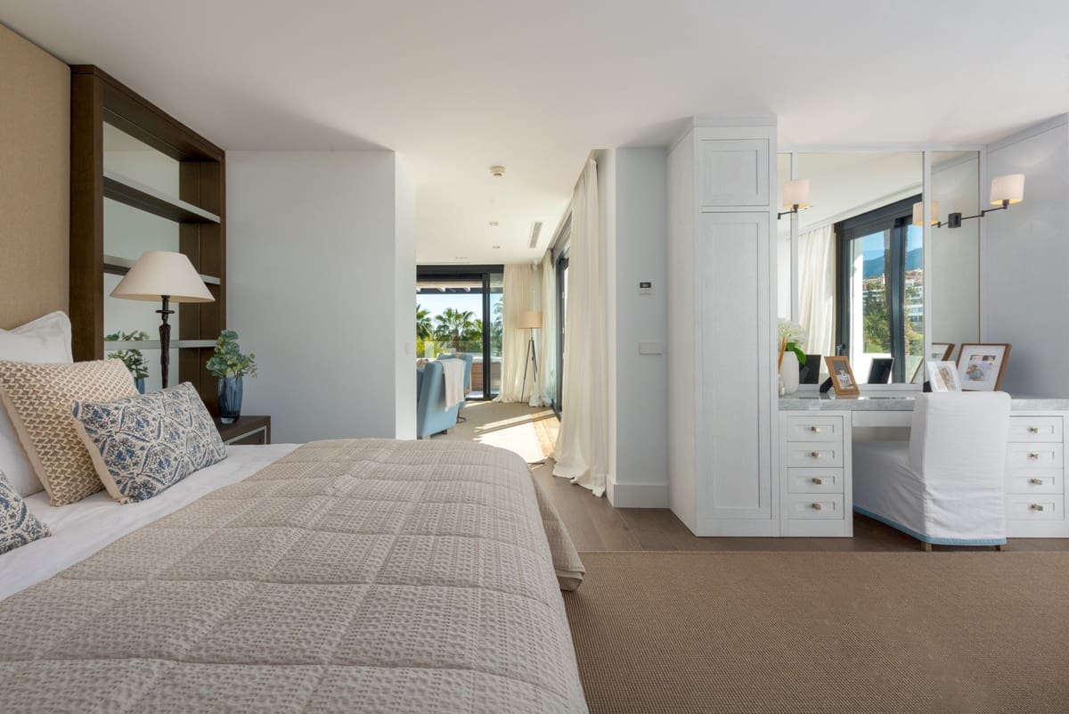 7 Zimmer Villa zu verkaufen in Nueva Andalucia - 6.990.000 € (Ref: 9267692)